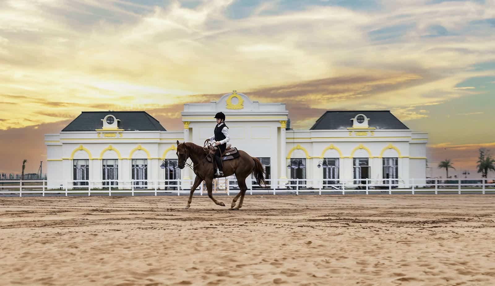 Trải nghiệm thú vui của quý tộc thế giới là đặc quyền của cư dân Thành phố đảo Hoàng Gia.